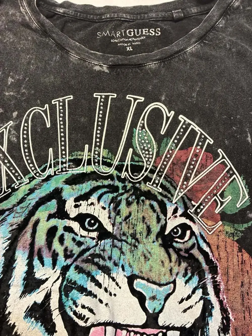 Guess SmartGuess Acid Wash Tiger Graphic T-Shirt with Rhinestones Size XL - Picture 6 of 9